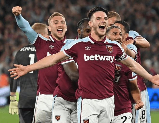 意媒：基耶萨可能冬窗回意甲，国米和米兰都在密切关注（意媒：基耶萨或在冬窗重返意甲，国米与米兰紧盯动向）