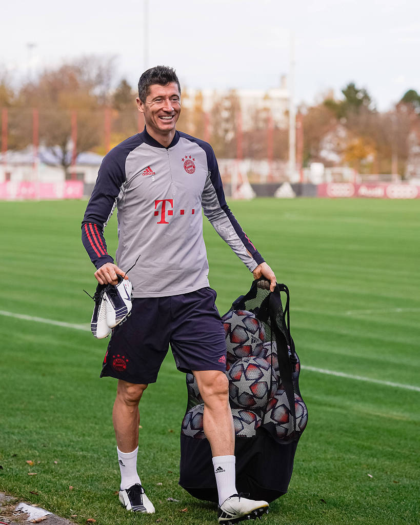 姆巴佩闪击破门再创生涯纪录（姆巴佩开场闪电破门 再度改写个人纪录）