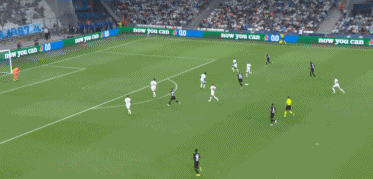 洛杉矶快船以131-116击败黄蜂，哈登55分创队史新高，成为NBA第四位得分超55分的球员，表现惊艳。（哈登55分创快船队史纪录，快船131-116擒黄蜂，成NBA55+得分第四人）